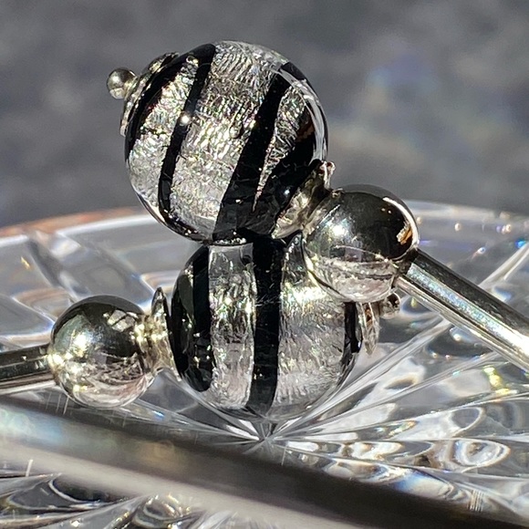 Venetian Artisan Glass Black Swirl 800 Silver Bypass Bracelet Italy - Picture 4 of 14